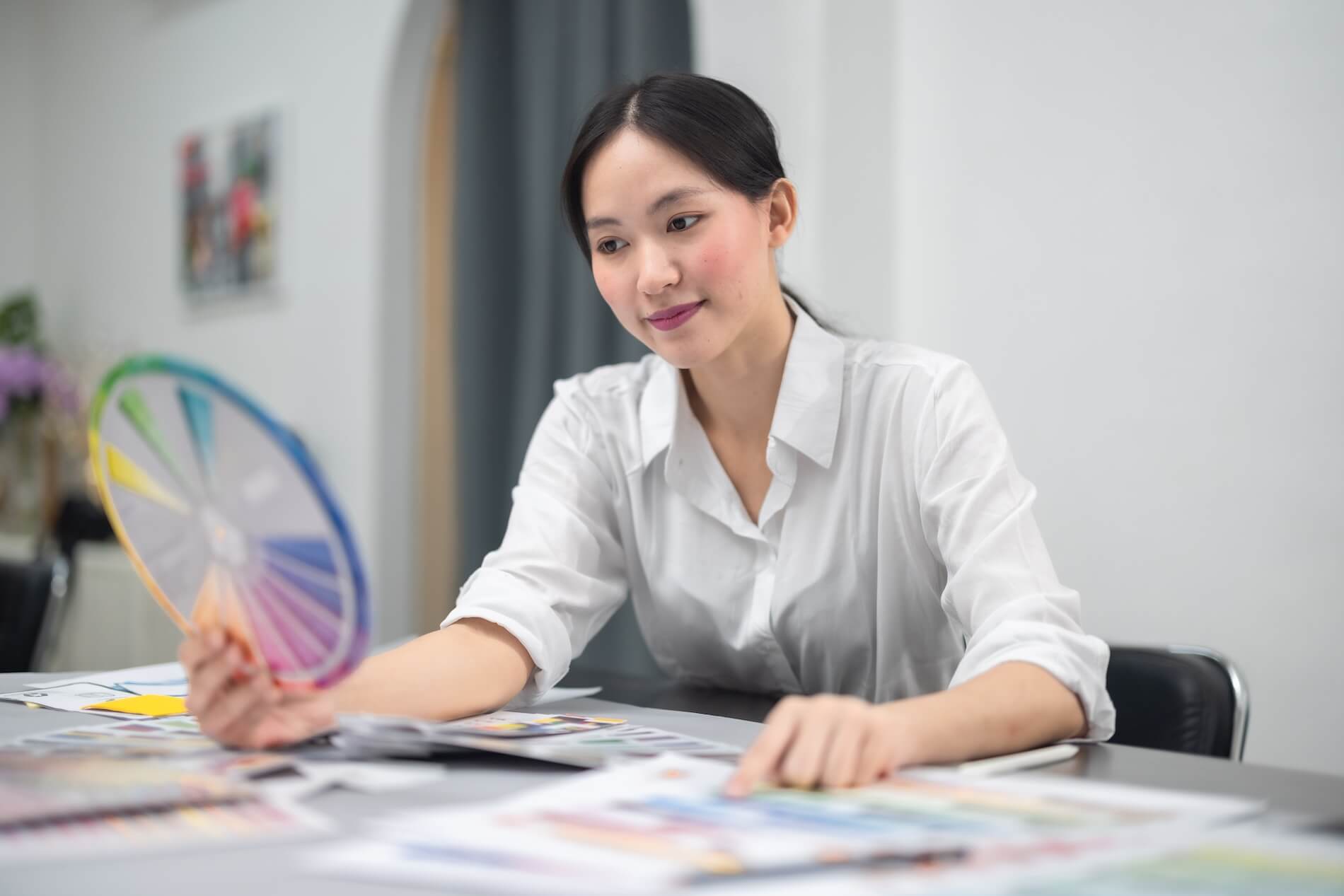 ui-ux-developer-optimize-smart-energy-app-color-2023-11-27-15-46-27-utc